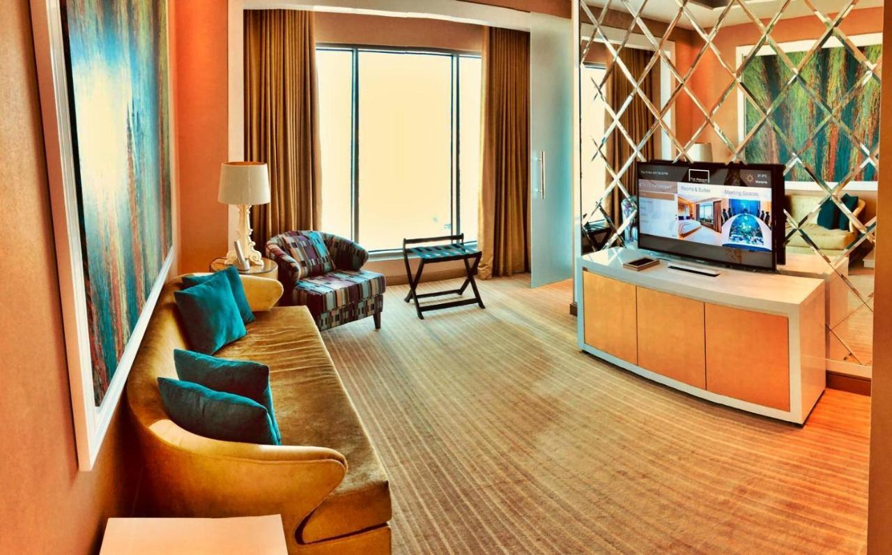 The Domain Bahrain Hotel And Spa - Adults Friendly 16 Years Plus 麦纳麦 客房 照片 A suite at the hotel