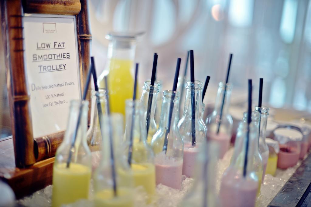 The Domain Bahrain Hotel And Spa - Adults Friendly 16 Years Plus 麦纳麦 外观 照片 Smoothies at a buffet